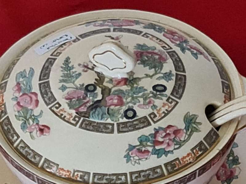 New Hall Hanley, Staffordshire England Sauce bowl