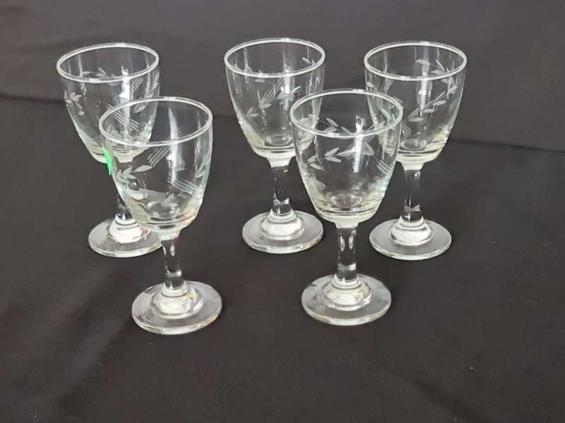 x5 Vintage Port Glasses