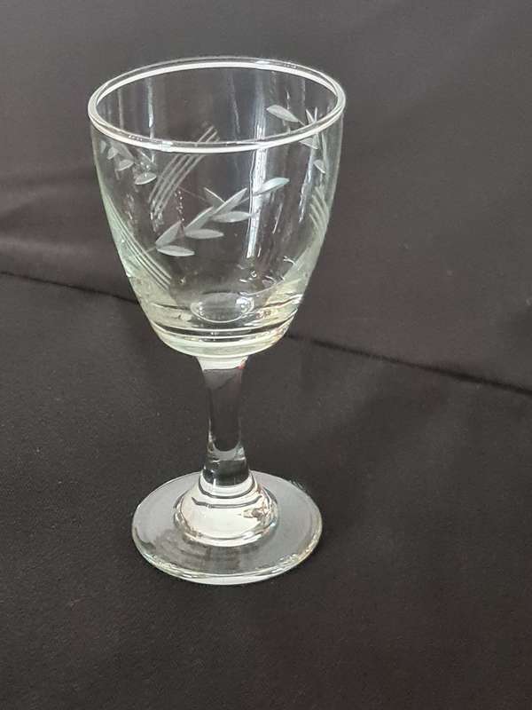 x5 Vintage Port Glasses