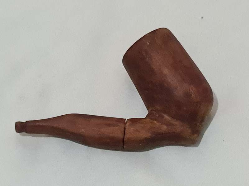 Vintage hand carved pipe