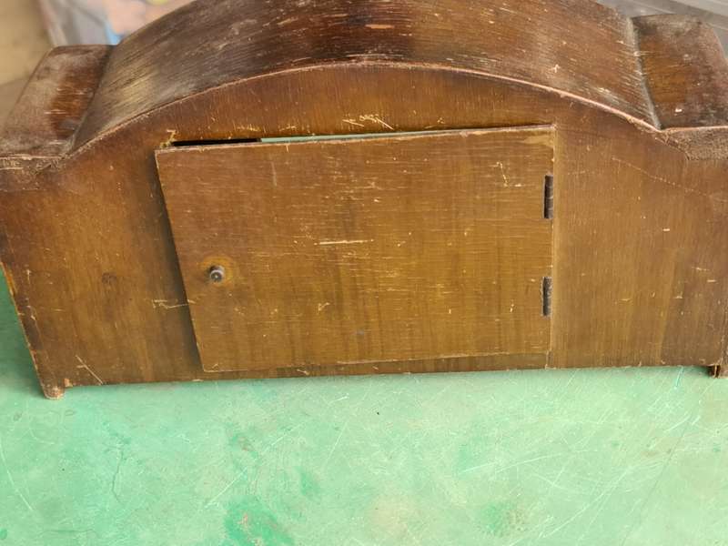 Empty Mantle clock case