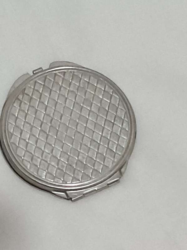 Vintage compact style mirror