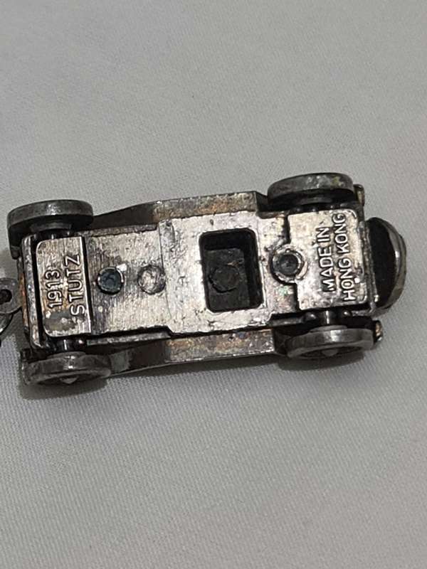 Vintage Keychain 1913 STUTZ Metal Key Ring Antique Car