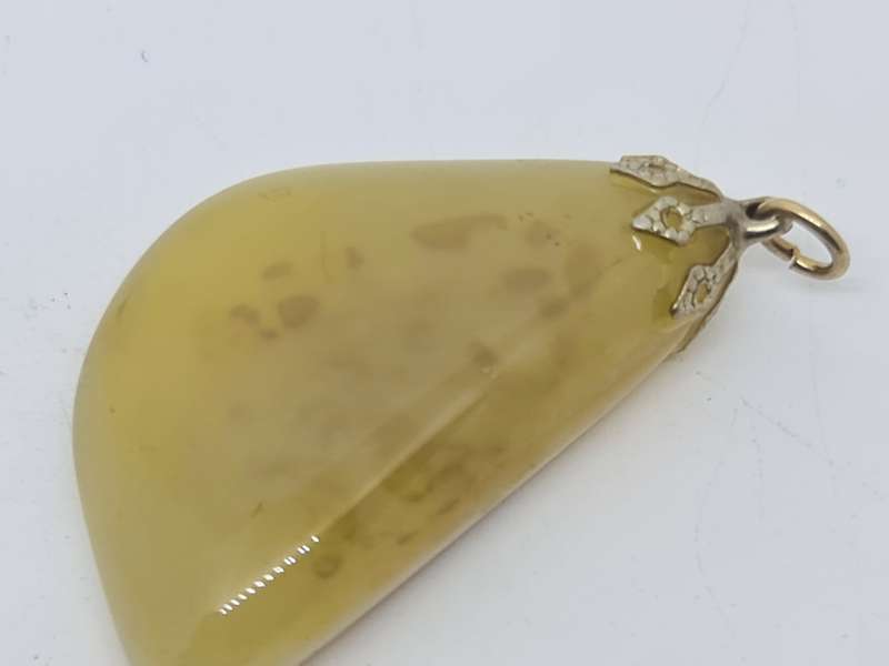 Agate Pendant