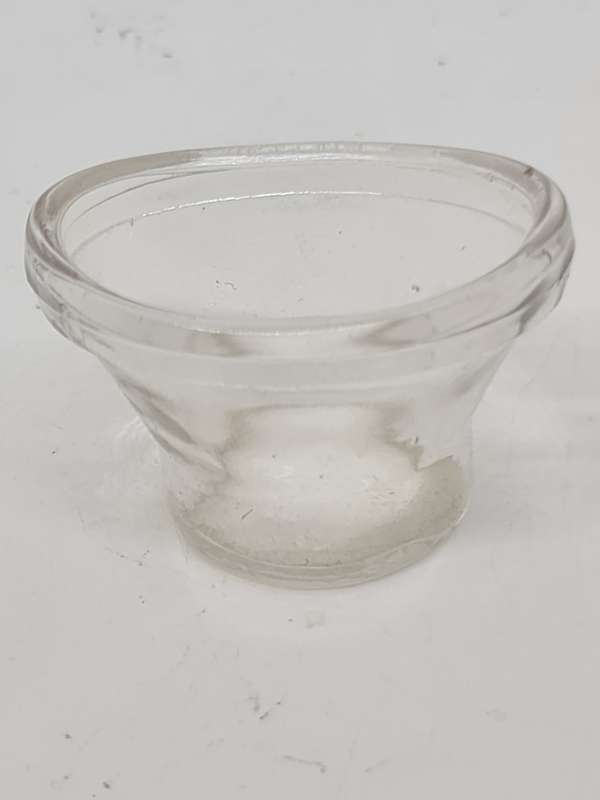 X3 Glass Eye Baths and x1 Plastic