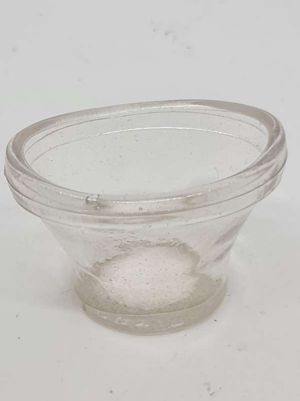 X3 Glass Eye Baths and x1 Plastic
