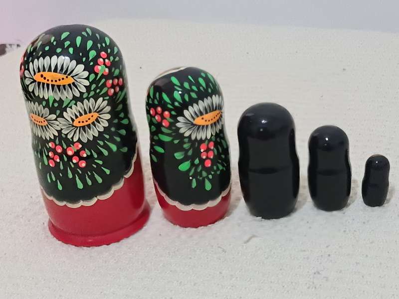 Set x5 Hand Painted Flower Russian dolls