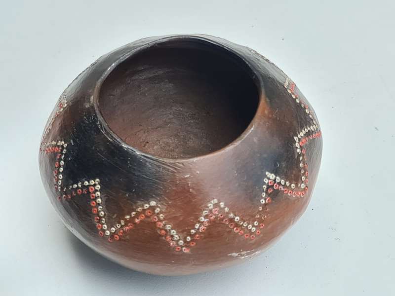 Vintage Zulu Clay Pot