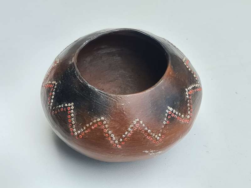 Vintage Zulu Clay Pot