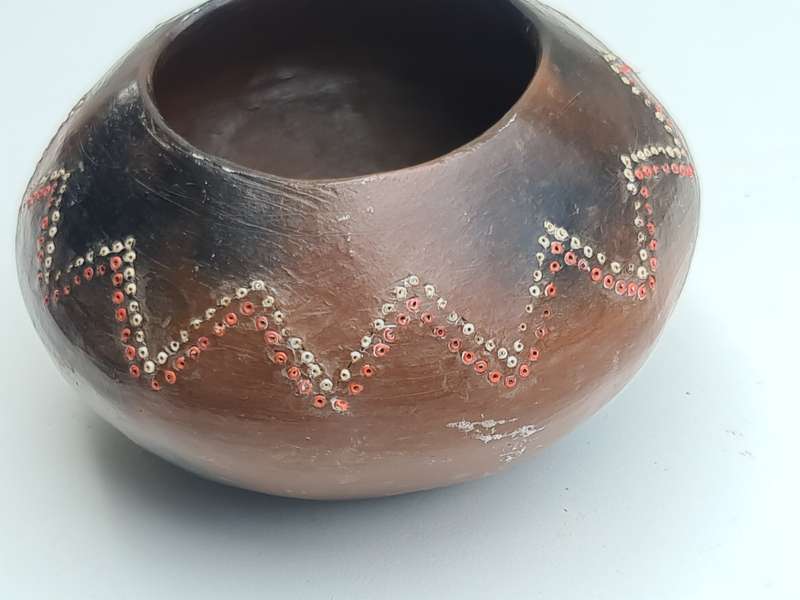 Vintage Zulu Clay Pot