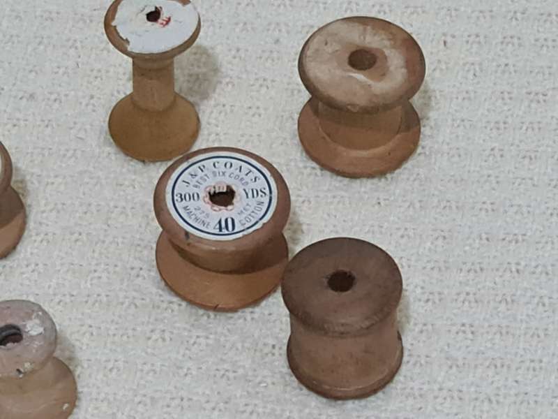 X6 Antique Wooden Bobbins