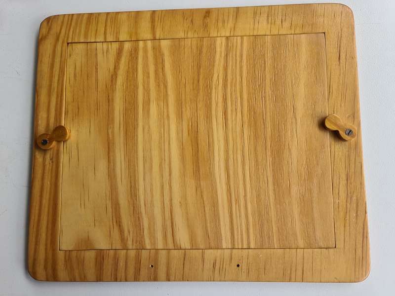 Wooden Photo Frame (c)