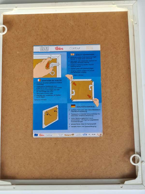 BH Color contour metal decor frame