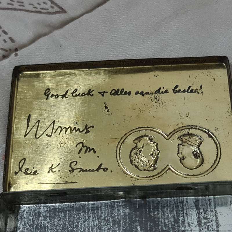 Kersfees-Christmas-1943 Tin: Signed by Isie K Smuts