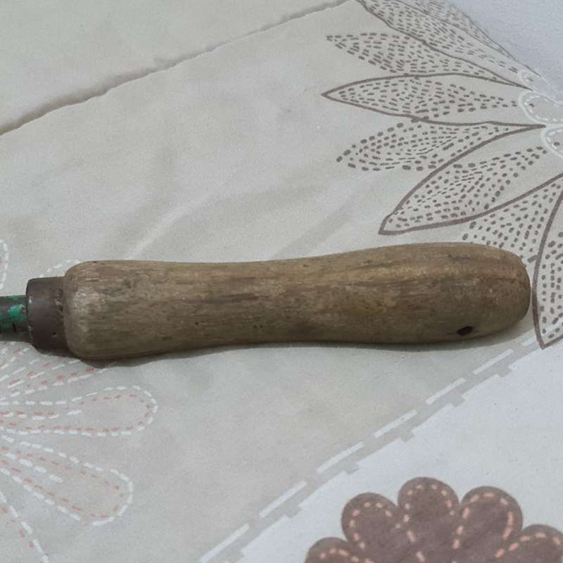 Antique Soldering Iron(b)