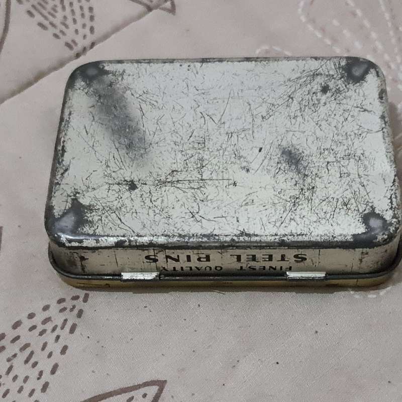 Finest Quality Steel Pins, English Manufactured tin