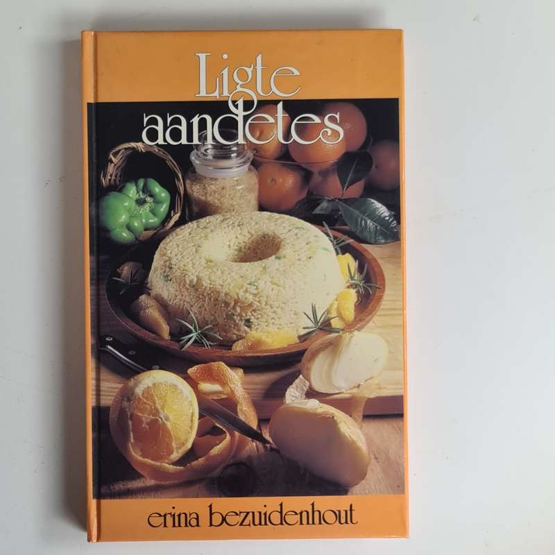 Ligte aandetes deur Erina Bezuidenhout resepte Boek.