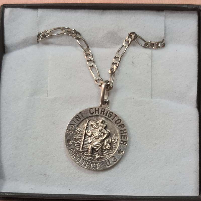 925 Silver Saint Christopher pendant and chain