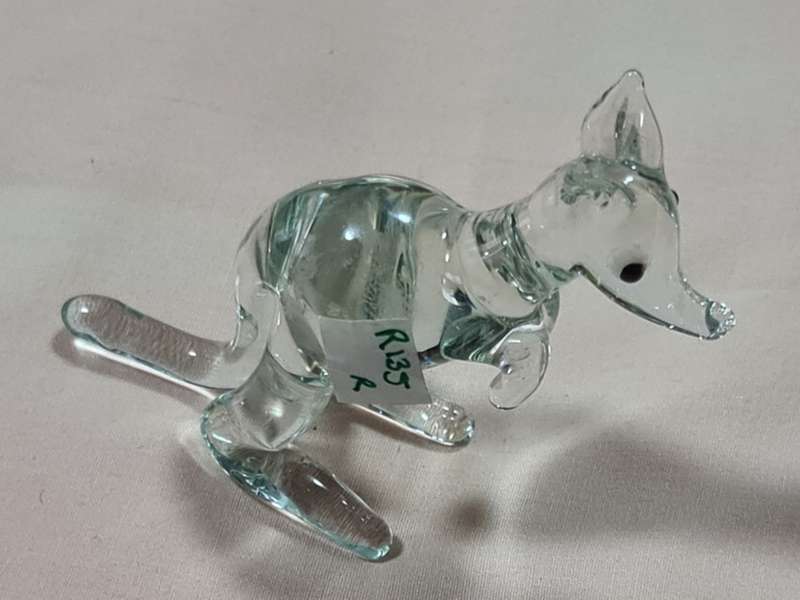 Art Glass Kangaroo