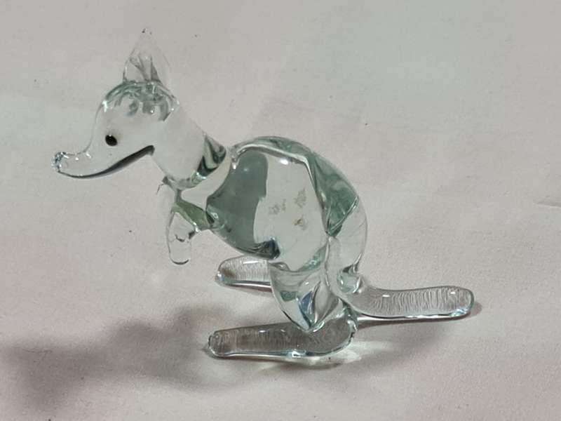 Art Glass Kangaroo