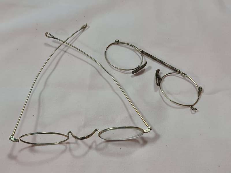 X2 Vintage spectacles