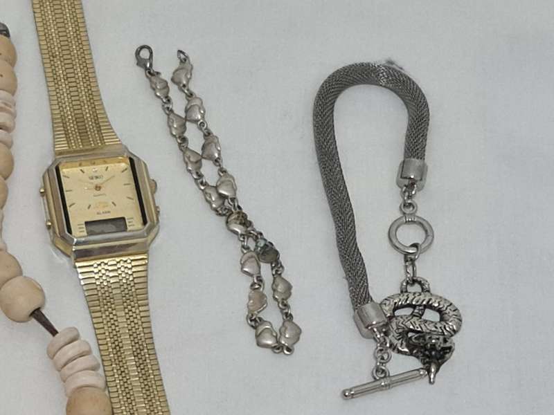 Mixed lot costume Jewelry
