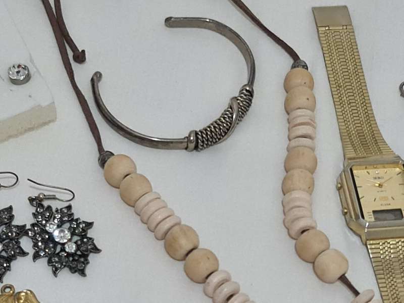 Mixed lot costume Jewelry