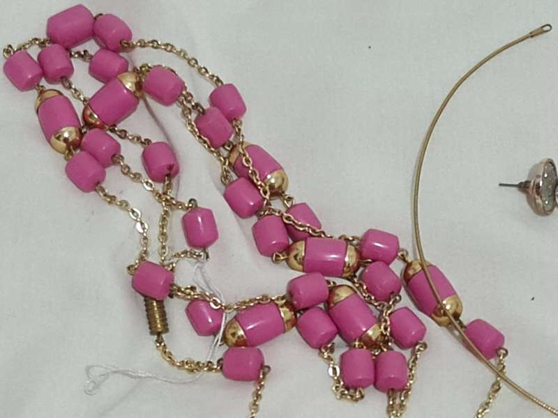 Mixed lot of Costume Jewlery
