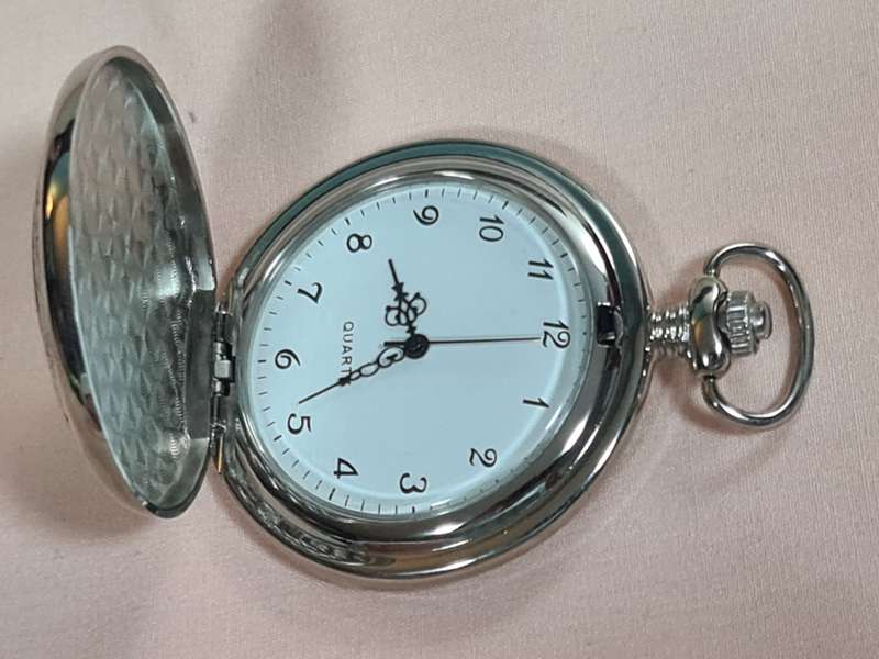 Pocket Watch: Quartz