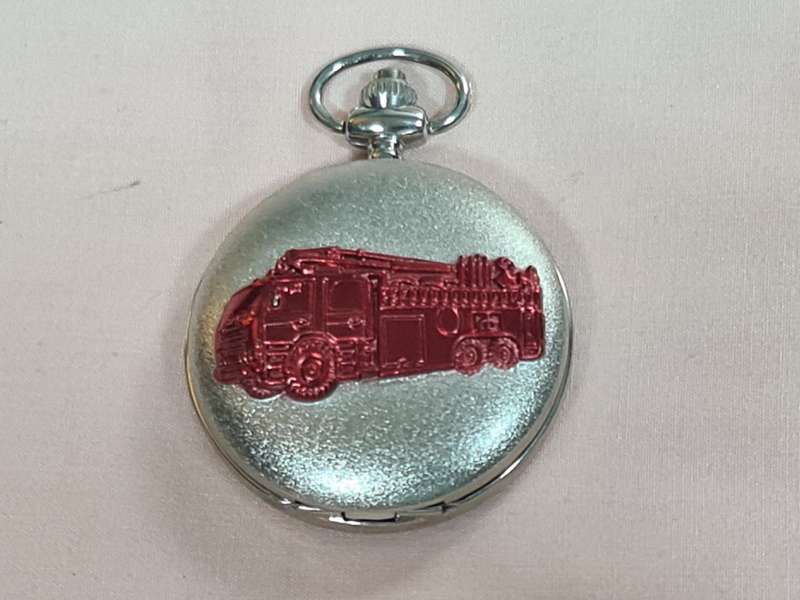 Pocket Watch: Quartz-