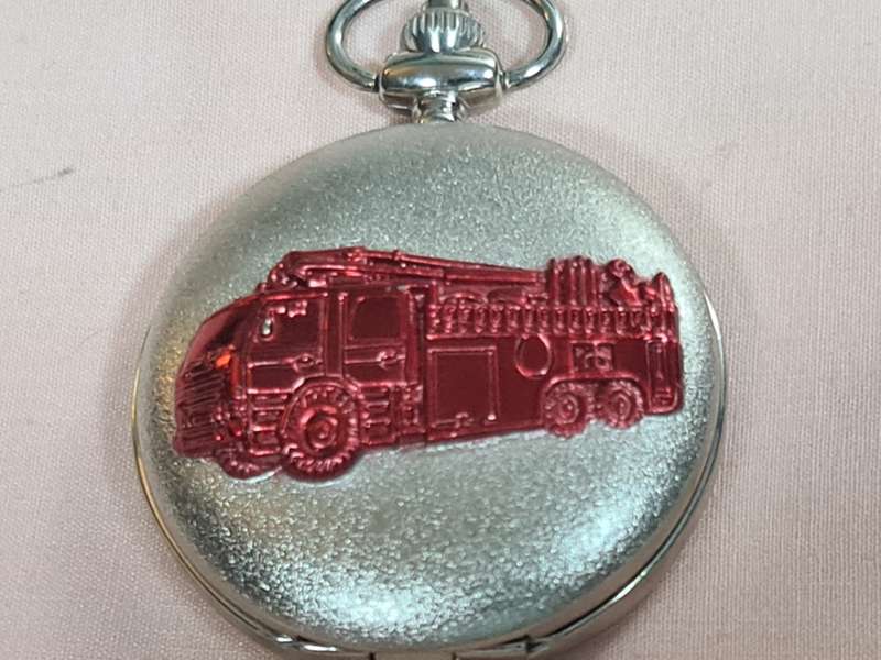 Pocket Watch: Quartz-