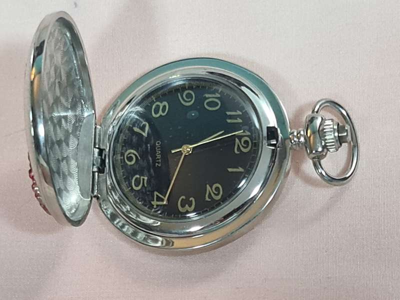 Pocket Watch: Quartz-