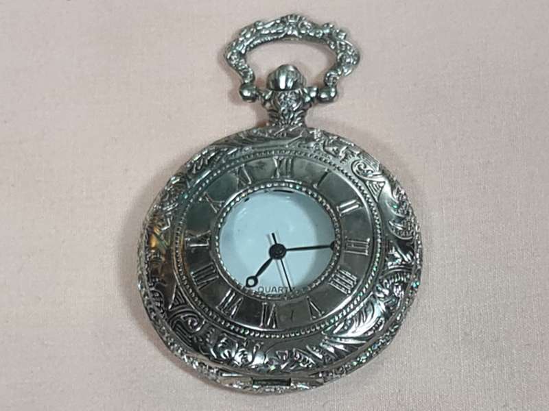 Pocket Watch: Quartz