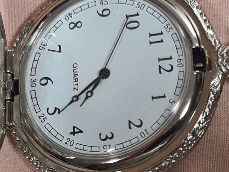 Pocket Watch: Quartz