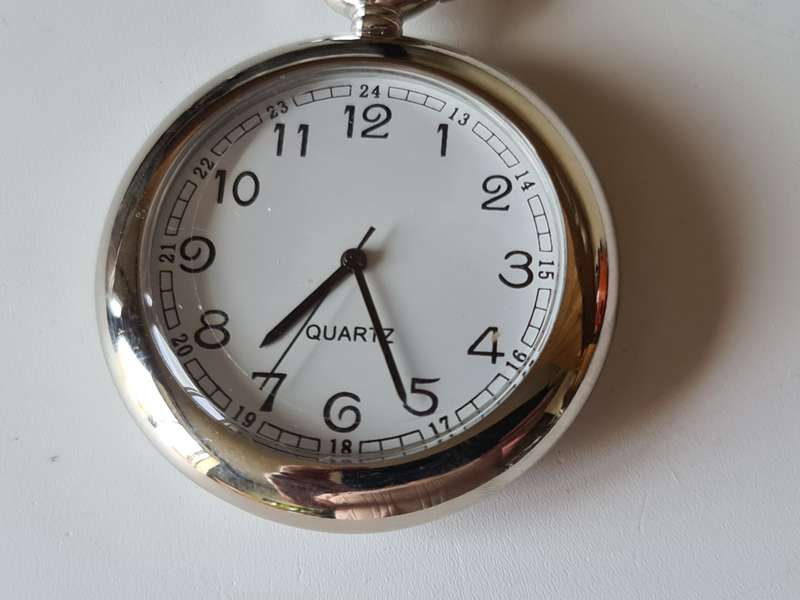 Pocket Watch: Quartz