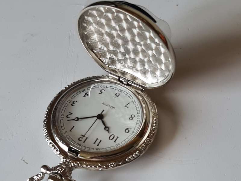 Pocket Watch: Quartz