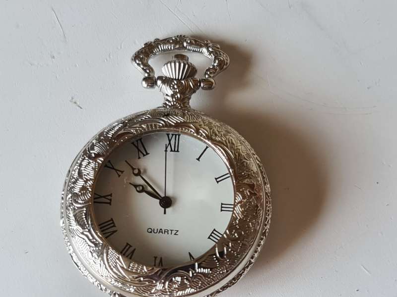 Pocket Watch: Quartz