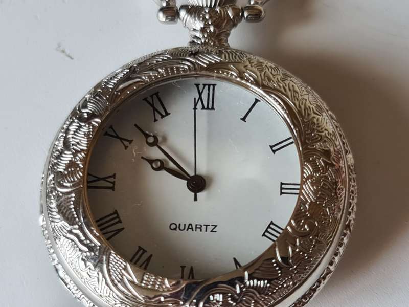 Pocket Watch: Quartz