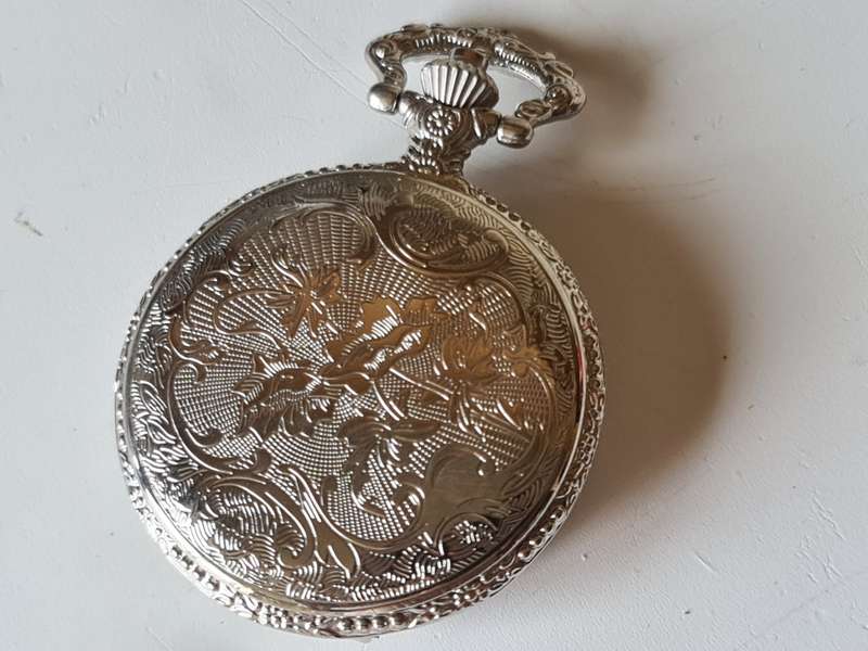 Pocket Watch: Quartz