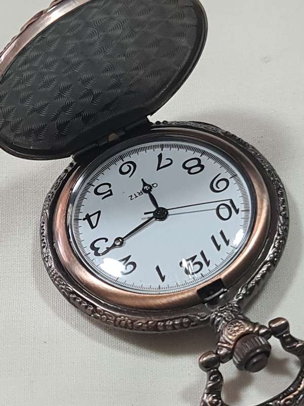 Pocket Watch: Quartz