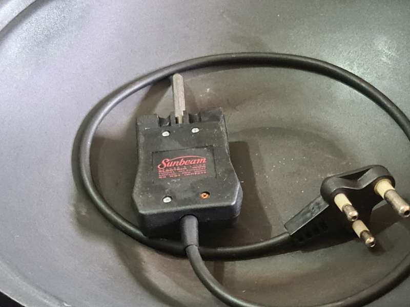 Electrical Sunbeam wok
