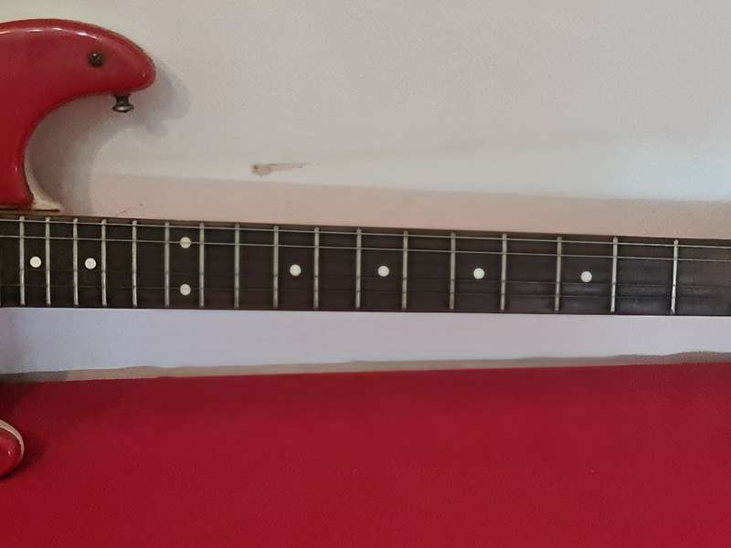 Gallo red Guitar
