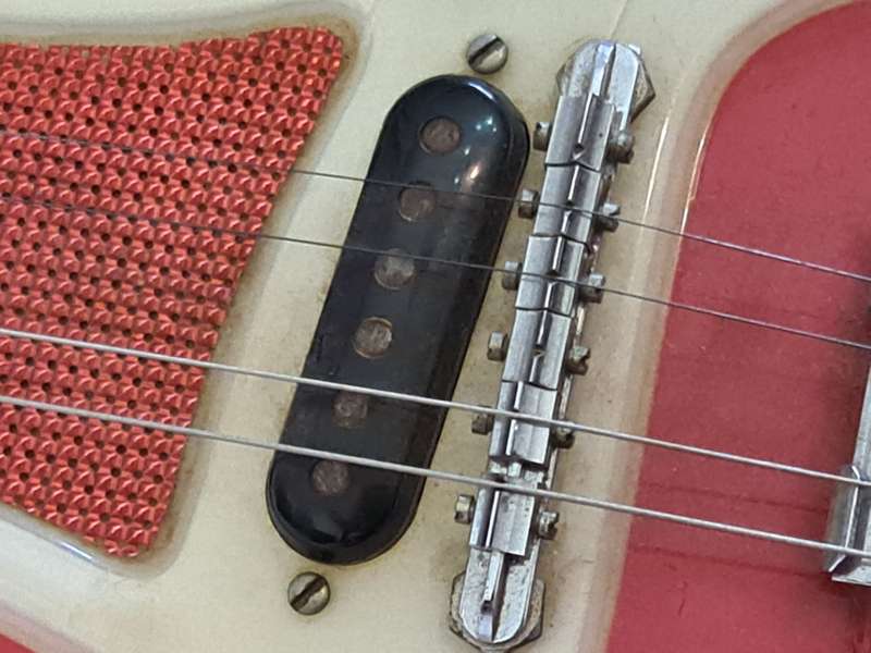 Gallo red Guitar