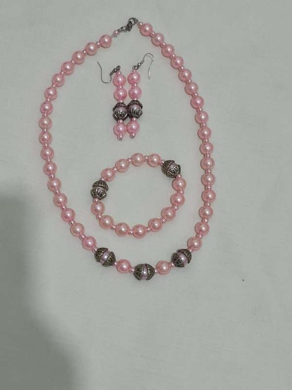 Pink Faux necklace set