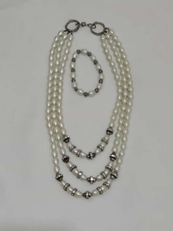 Three tier faux pearl Necklace with bracelet