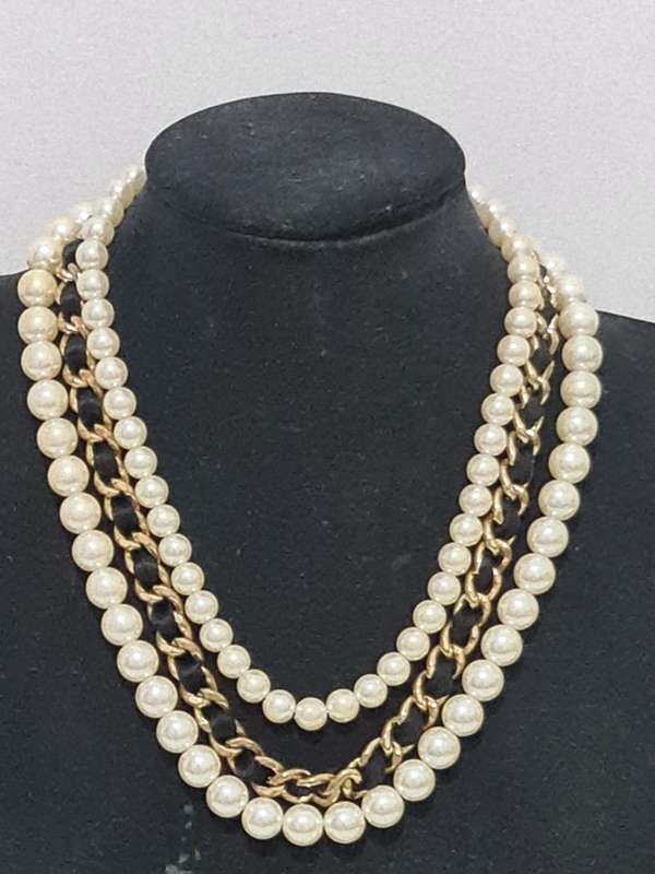 Three tier necklace, Faux pearls and gold tone necklace