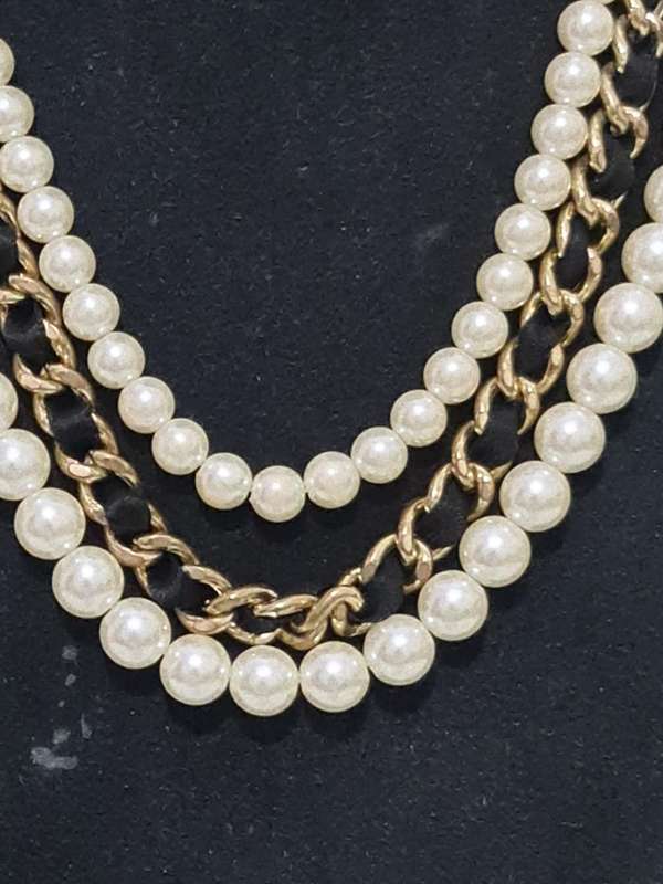 Three tier necklace, Faux pearls and gold tone necklace