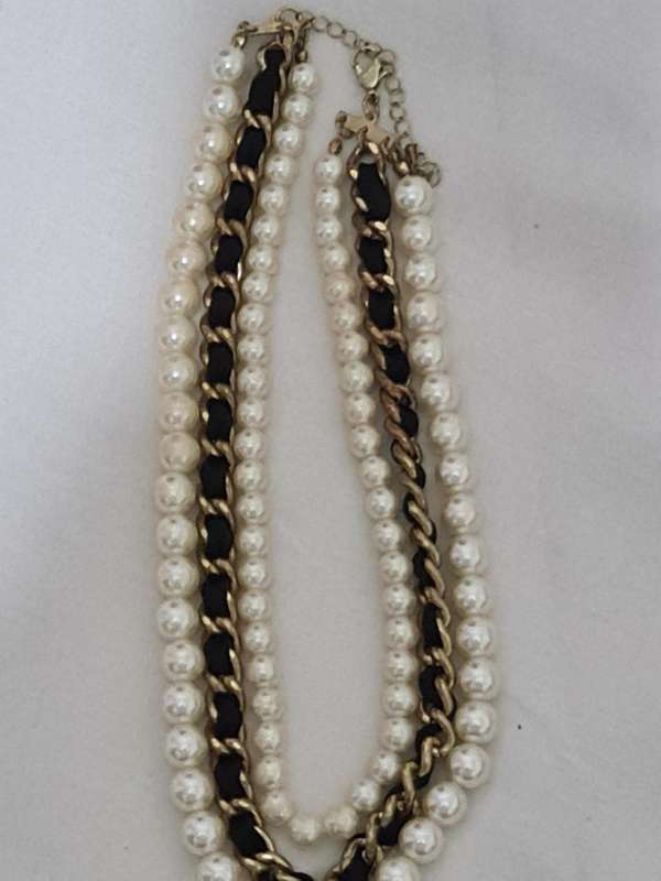 Three tier necklace, Faux pearls and gold tone necklace