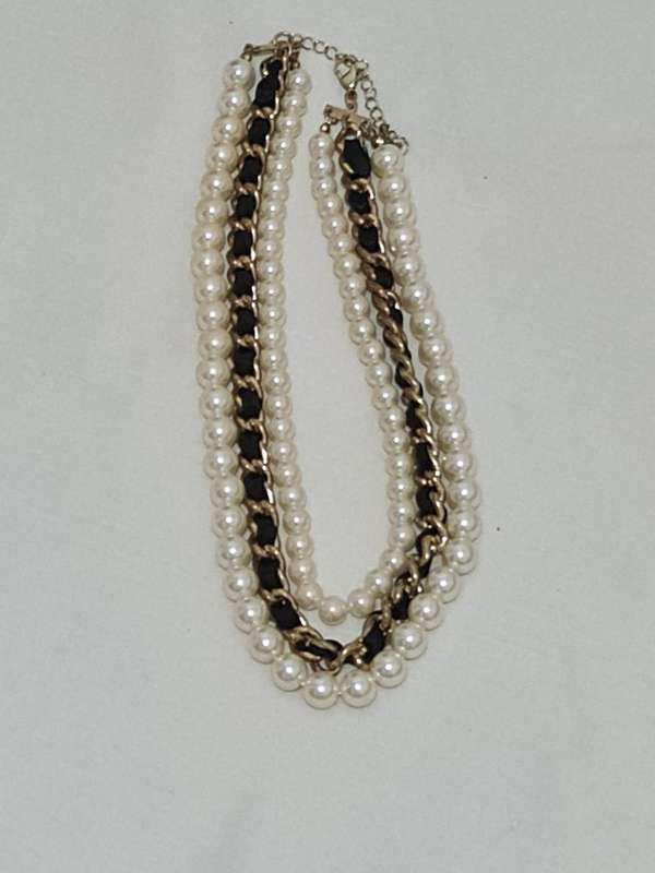 Three tier necklace, Faux pearls and gold tone necklace