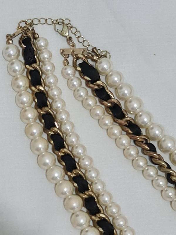 Three tier necklace, Faux pearls and gold tone necklace